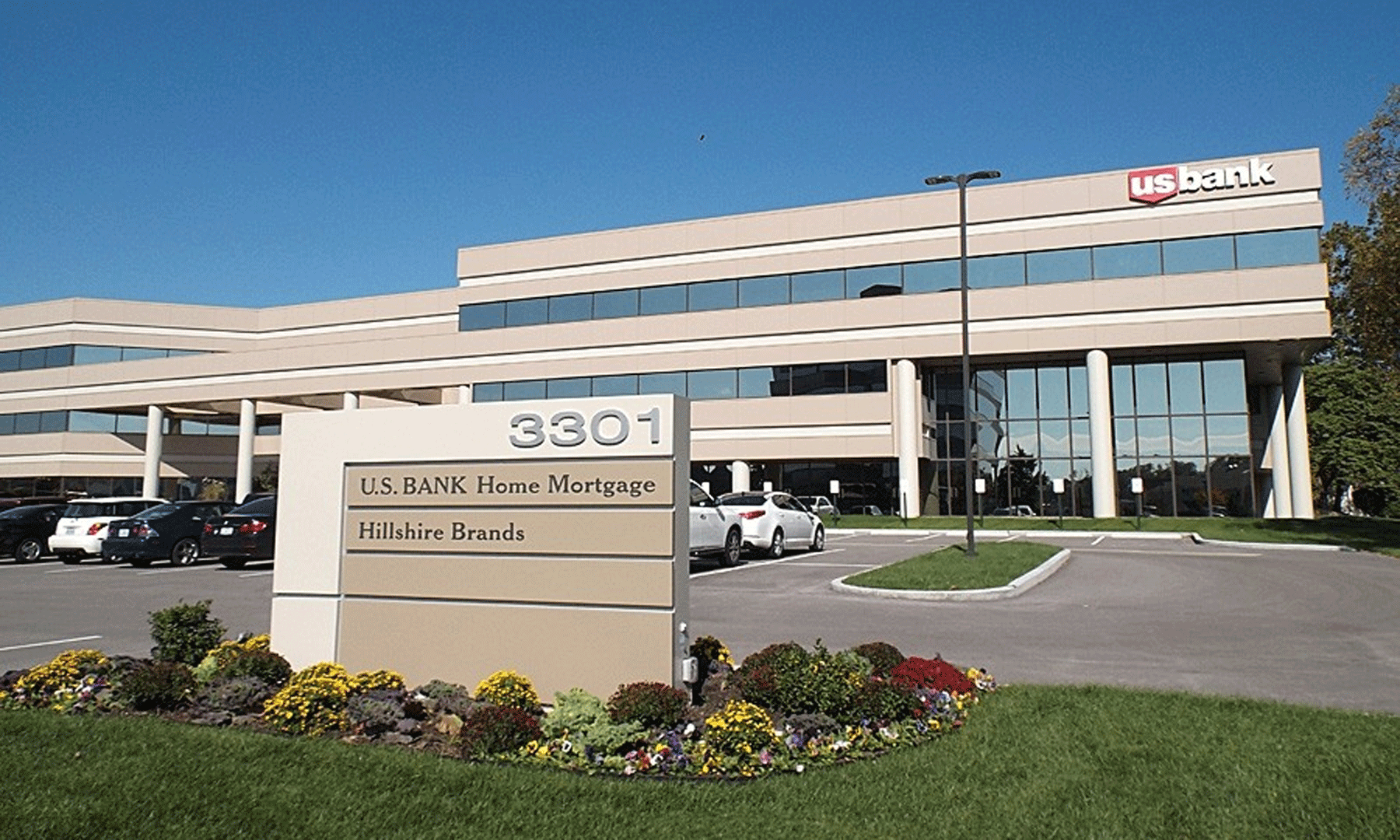 3301 South Rider Trail in Earth City, Missouri, a northwest suburb of St. Louis. (CoStar)