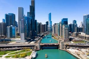 Chicago is one of several major U.S. cities facing some of the highest rates of delinquency in the hotel industry. (Getty Images)
