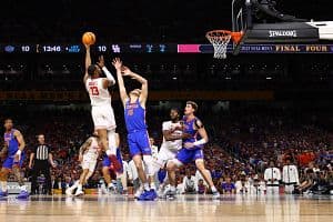 The University of Houston Cougars face off against the University of Florida Gators during the NCAA Men's Basketball National Championship game on April 7 at the Alamodome in San Antonio, Texas. (Getty Images)