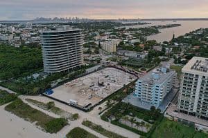 An aerial view of the cleared lot where the 12-story Champlain Towers South condominium building once stood in Surfside, Florida. (Getty Images)