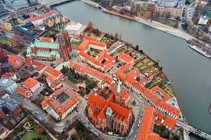 Aerial view of Wroclaw cityscape panorama in Poland. Cathedral of St. John on Tumski island, bird eye view (Getty Images)