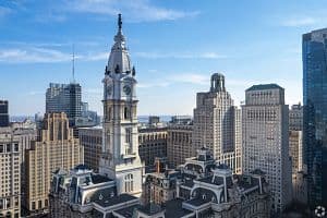 During the week of May 4-10, hotels in Philadelphia posted an 18.5% RevPAR gain, the highest among top 25 U.S. hotel markets. Pictured is city hall in downtown Philadelphia. (Bill Marrs/CoStar)
