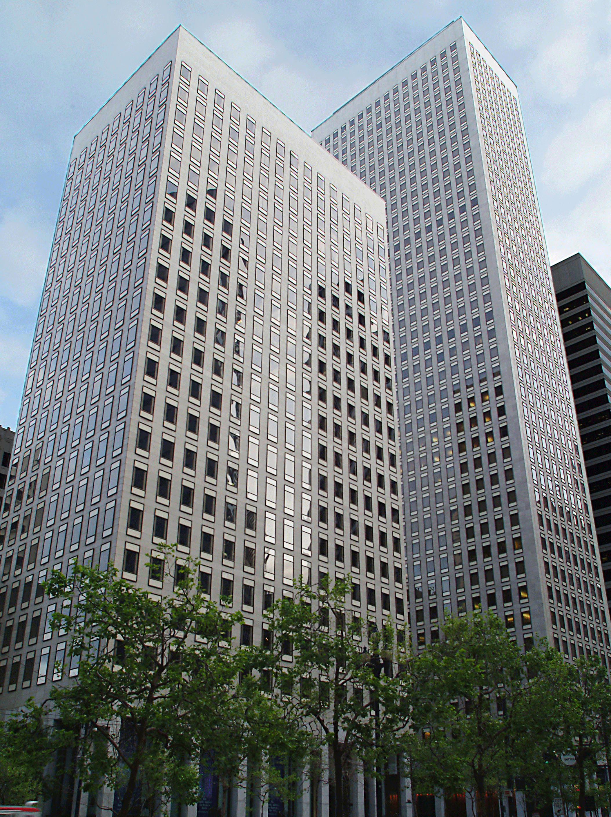 Paramount Group recently agreed to buy the two-building Market Center office complex in San Francisco from Blackstone Real Estate Partners for $722 million. (CoStar)