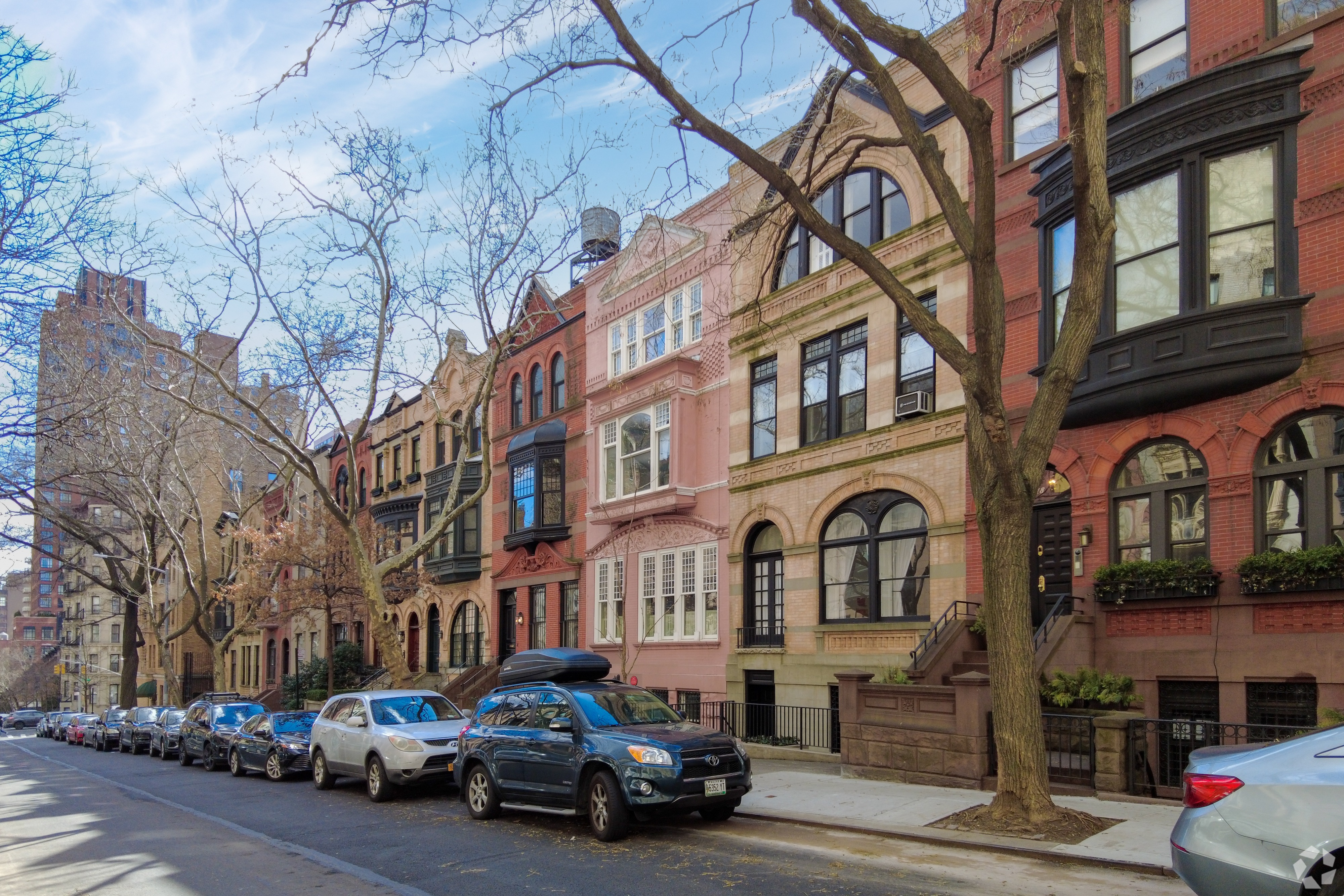 The 15 Safest Neighborhoods in NYC for 2024 - Homes.com
